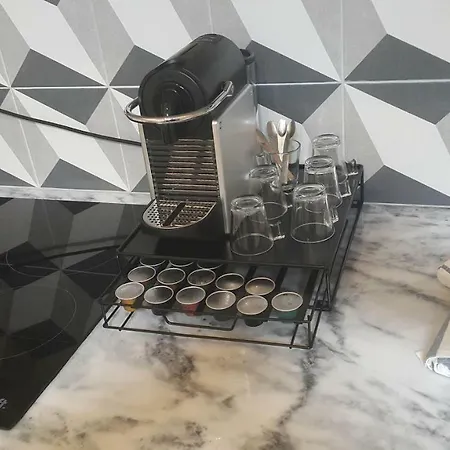 Apartment Sweet *
