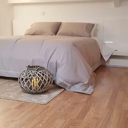 Sweet Apartment *
